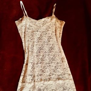 Zenana outfitters white lace slip , layering tank
